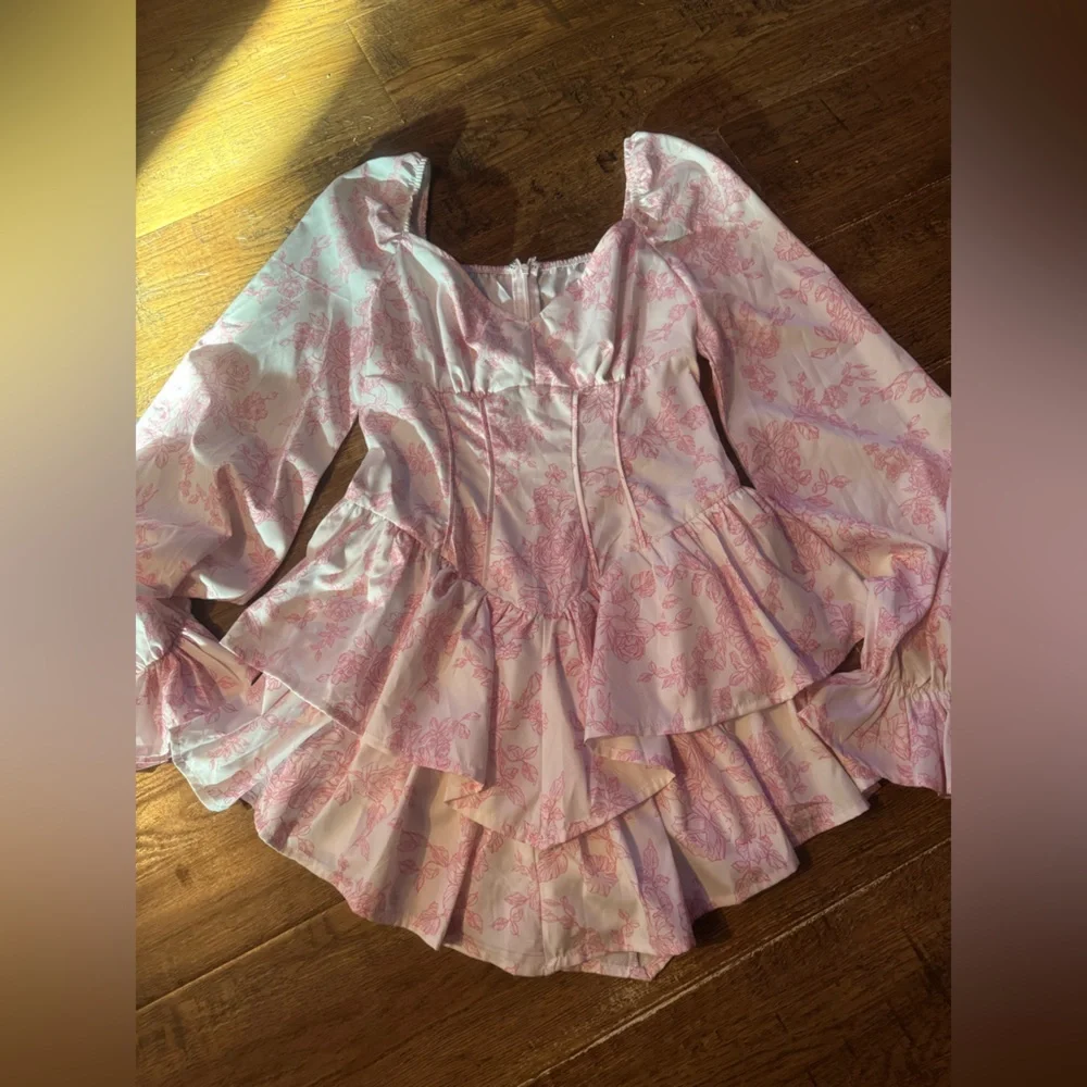 Romper gorgeous pink & white long sleeve S